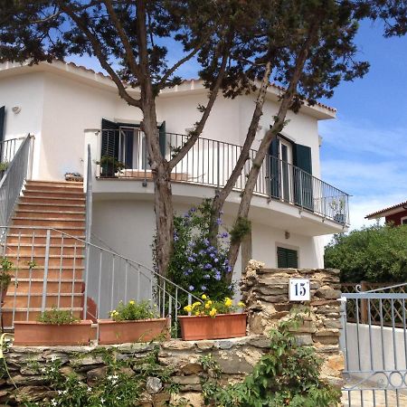 Il Ginepro Di Stintino Bed & Breakfast Exterior photo
